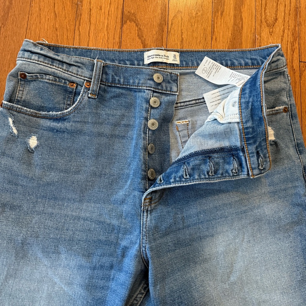 Abercrombie & Fitch Women's Light Blue Slim Jeans with Button Fly